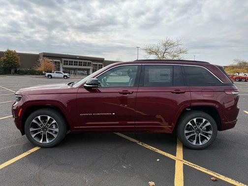 2025 Jeep Grand Cherokee Overland