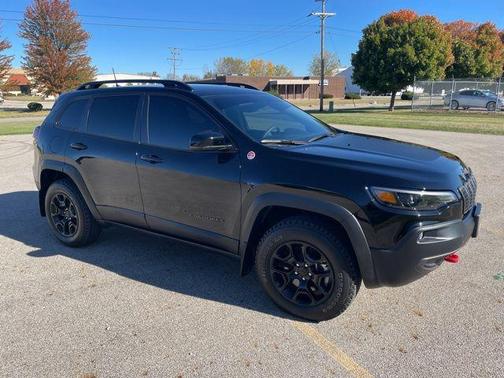 2022 Jeep Cherokee Trailhawk