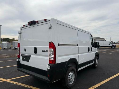 2025 RAM ProMaster 1500 Low Roof