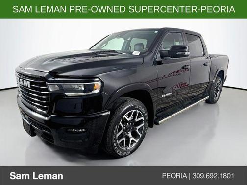 Diamond Black Crystal Pearlcoat 2025 RAM 1500 Laramie