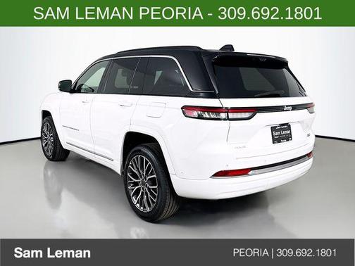 Bright White Clearcoat 2026 Jeep Grand Cherokee Summit