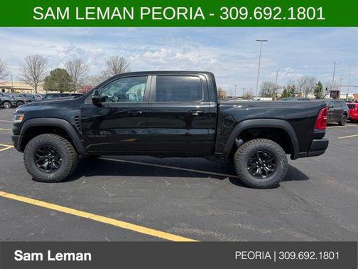 Diamond Black Crystal Pearlcoat 2026 RAM 1500 RHO