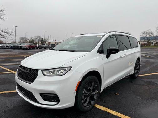 2026 Chrysler Pacifica Limited