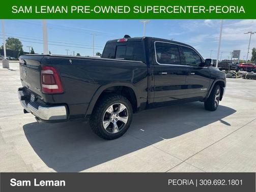 Diamond Black Crystal Pearlcoat 2020 RAM 1500 Laramie