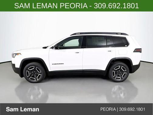 Bright White Clearcoat 2026 Jeep Cherokee Laredo
