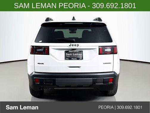 Bright White Clearcoat 2026 Jeep Cherokee Laredo