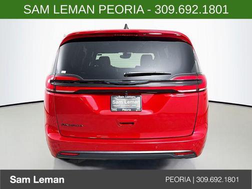 2026 Chrysler Pacifica L