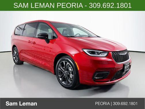 2026 Chrysler Pacifica L