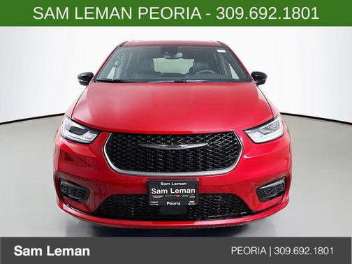 2026 Chrysler Pacifica L