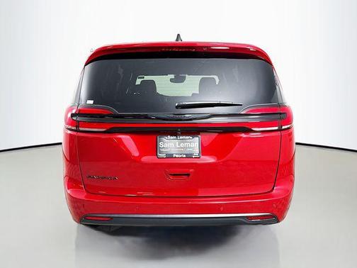 2026 Chrysler Pacifica L
