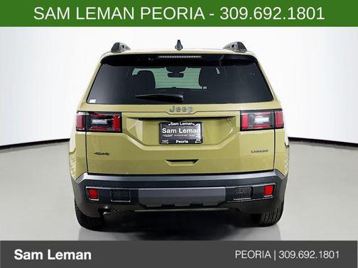 '41 2026 Jeep Cherokee Laredo