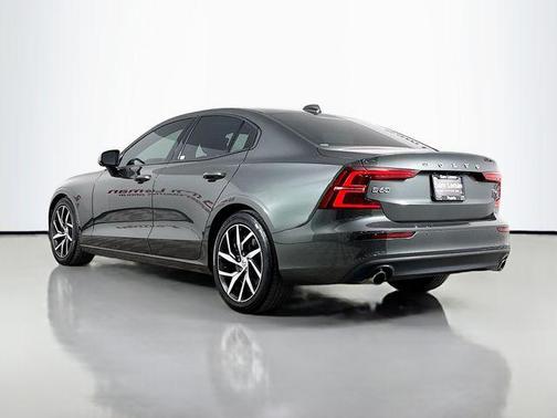 2019 Volvo S60 T6 Momentum