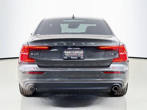 2019 Volvo S60 T6 Momentum