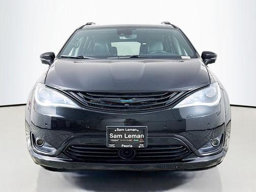 2019 Chrysler Pacifica Hybrid Limited
