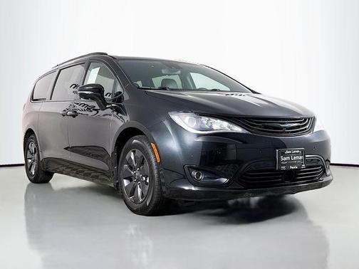 2019 Chrysler Pacifica Hybrid Limited