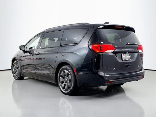 2019 Chrysler Pacifica Hybrid Limited