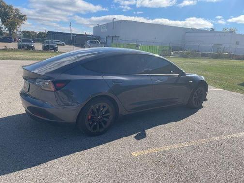 2022 Tesla Model 3 Standard Range