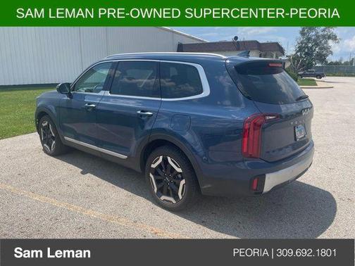 Midnight Lake Blue 2024 Kia Telluride S
