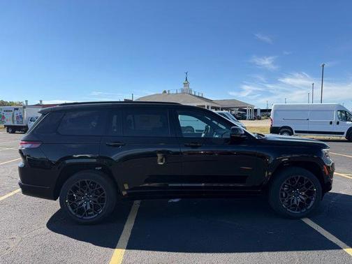 2025 Jeep Grand Cherokee L Summit