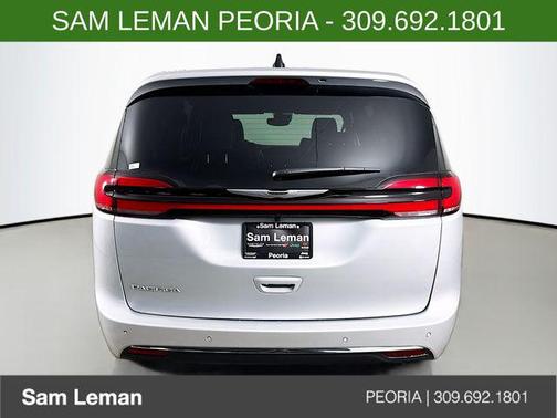 2026 Chrysler Pacifica L