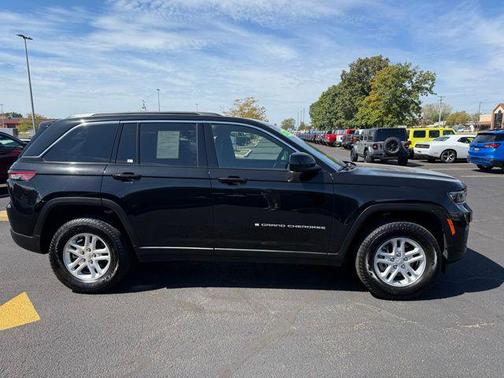 2024 Jeep Grand Cherokee Laredo