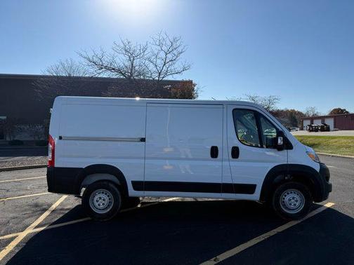 2025 RAM ProMaster 2500 Tradesman