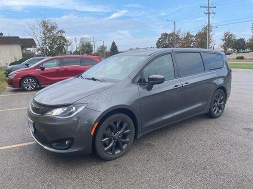 2018 Chrysler Pacifica Touring Plus