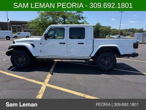 Bright White Clearcoat 2026 Jeep Gladiator 85th Anniversary Edition 4x4