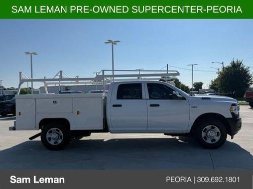 Bright White Clearcoat 2021 RAM 2500 Tradesman Crew Cab 4x2 8' Box