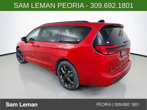 2026 Chrysler Pacifica L