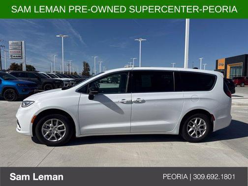 Bright White Clearcoat 2024 Chrysler Pacifica Touring L