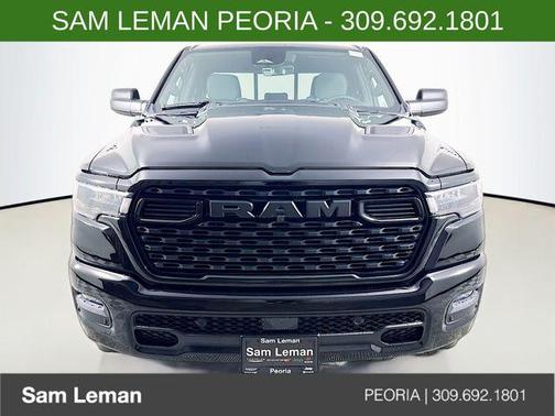Diamond Black Crystal Pearlcoat 2026 RAM 1500 Express