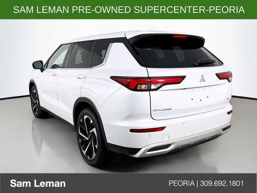 2024 Mitsubishi Outlander SE