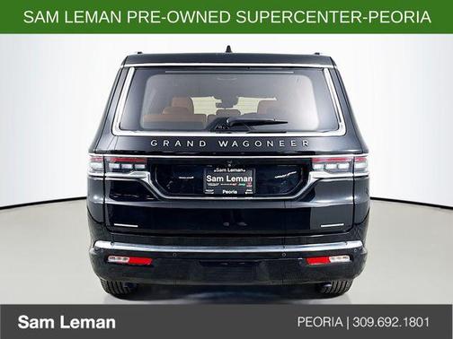 Diamond Black Crystal Pearlcoat 2023 Jeep Grand Wagoneer Series III
