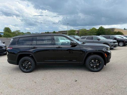 2025 Jeep Grand Cherokee L Altitude
