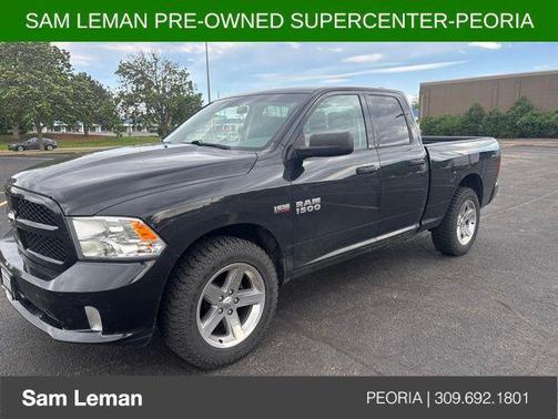 Brilliant Black Crystal Pearlcoat 2017 RAM 1500 Express