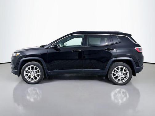 2024 Jeep Compass Latitude Lux