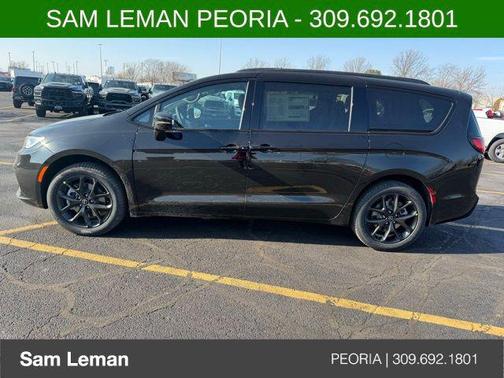 2026 Chrysler Pacifica L