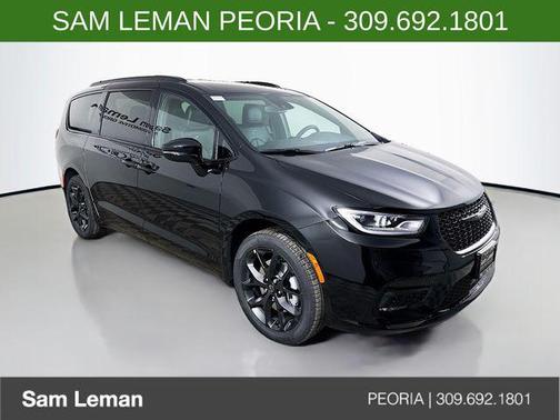 2026 Chrysler Pacifica L