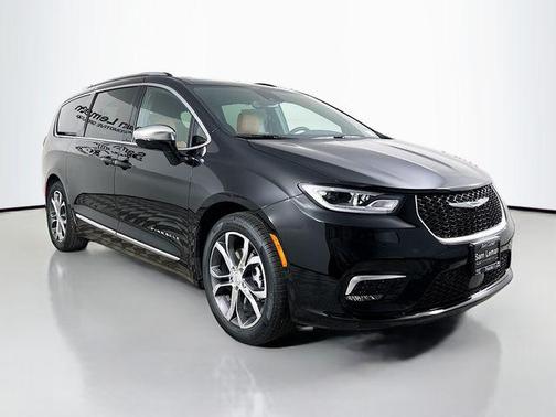 2026 Chrysler Pacifica L