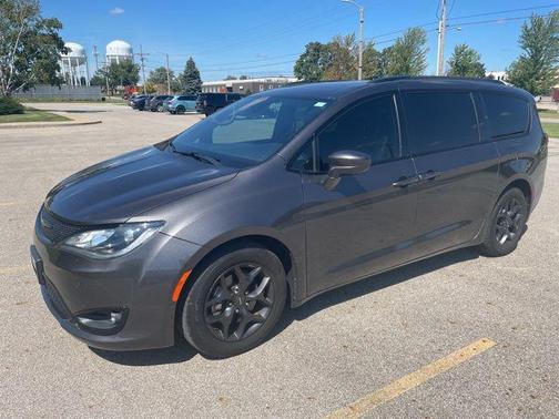 2019 Chrysler Pacifica Touring-L Plus