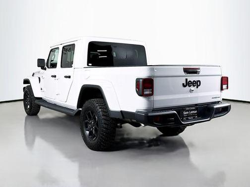 2025 Jeep Gladiator High Tide
