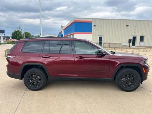 2025 Jeep Grand Cherokee L Altitude