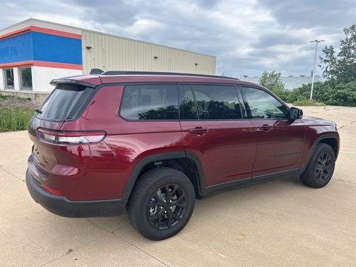 2025 Jeep Grand Cherokee L Altitude