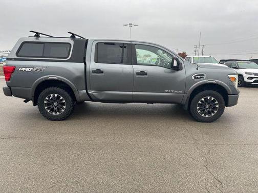 2017 Nissan Titan PRO-4X