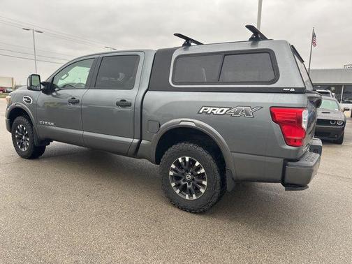 2017 Nissan Titan PRO-4X