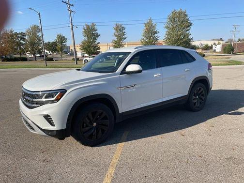 2023 Volkswagen Atlas Cross Sport 2.0T SE w/Technology 4MOTION