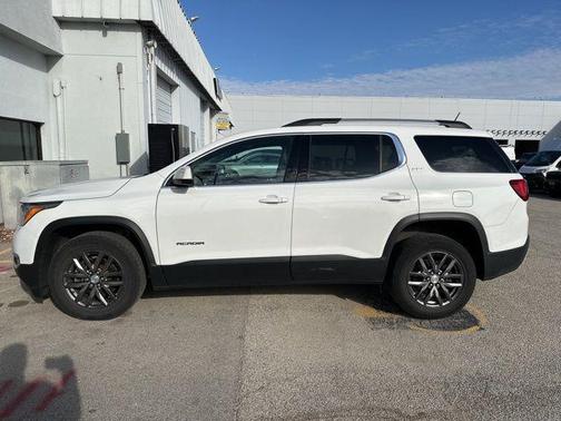 2017 GMC Acadia SLT-1