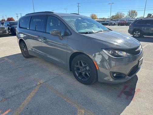 2020 Chrysler Pacifica Touring-L Plus