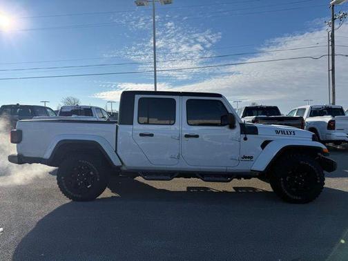 2022 Jeep Gladiator Willys